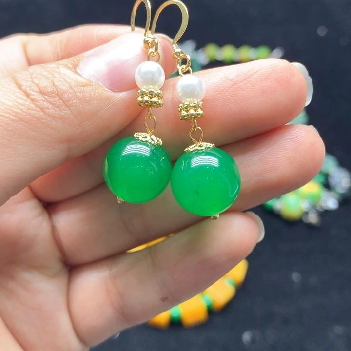 颈饰未镶嵌翡翠吊坠