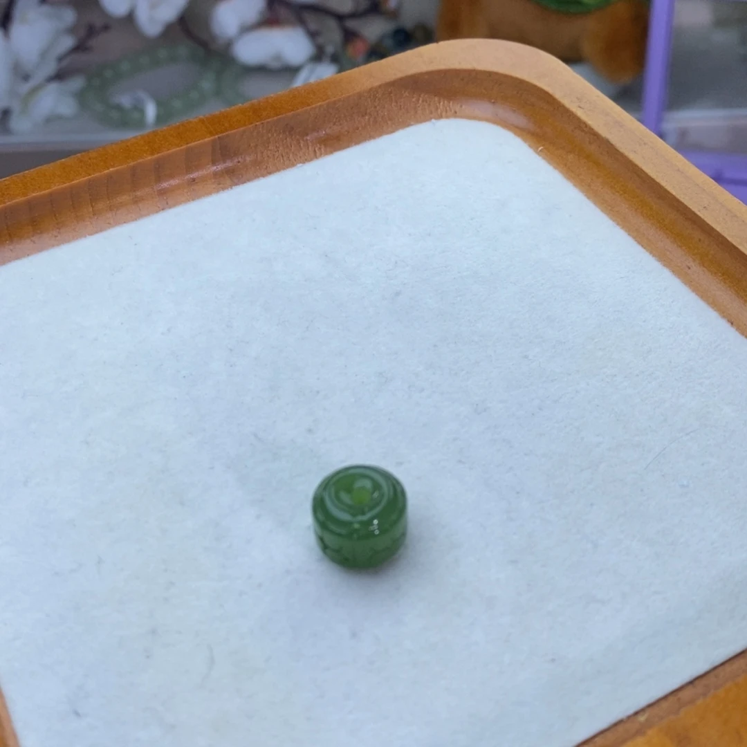 㞮***孞颈饰未镶嵌和田玉
