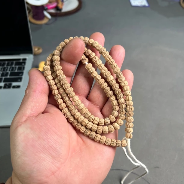 柏香籽工厂直销 热振原皮 莲花龙脊 尺寸6-7mm左右