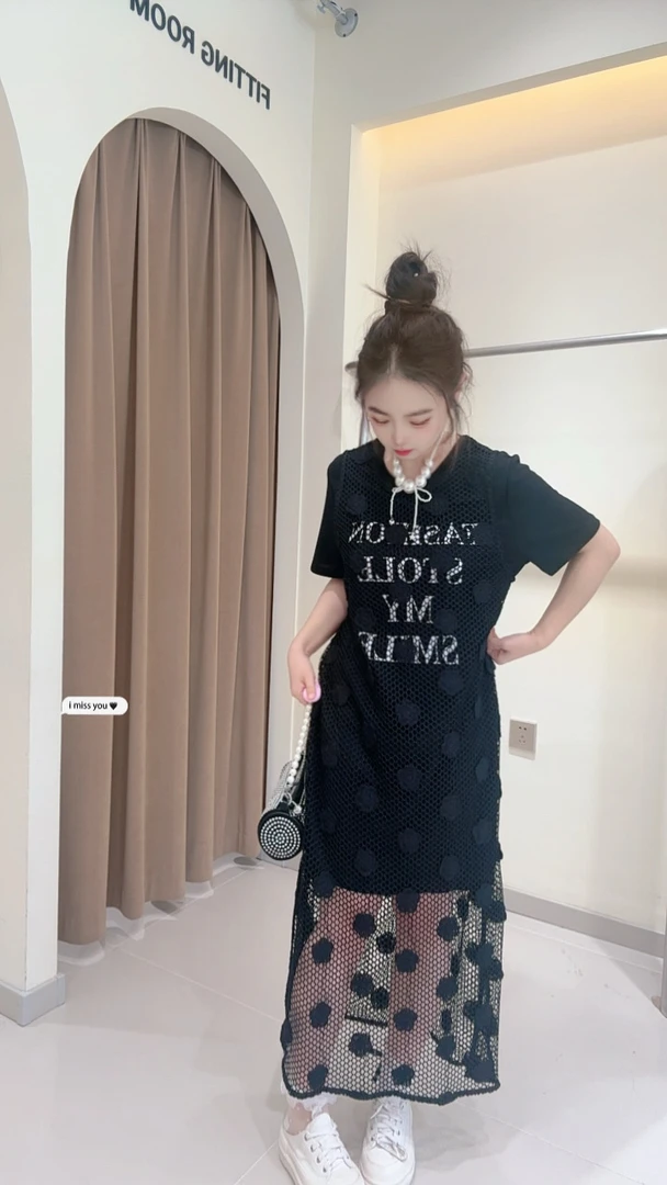 大观欧货设计感网纱夏季新款网纱拼接气质时尚休闲连衣裙字母潮流