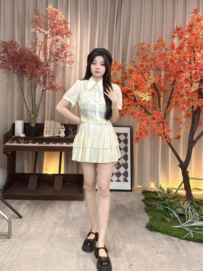 RACI然彩显瘦气质百搭上衣BA4442+BG4631