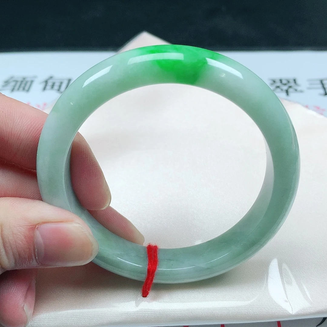 翡翠手镯未镶嵌圈55