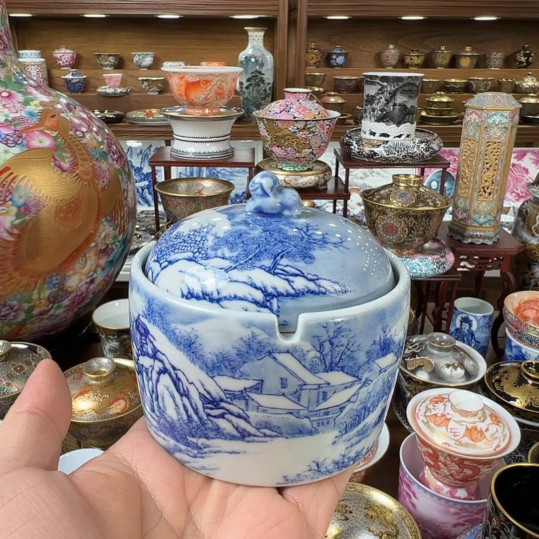 青花雪景精工烟灰缸
