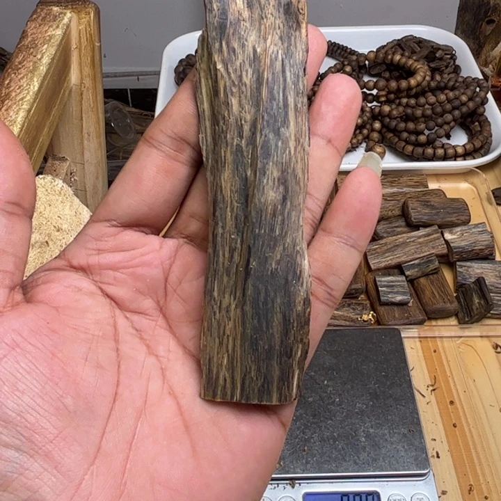 沉香沉香碎屑6.3克