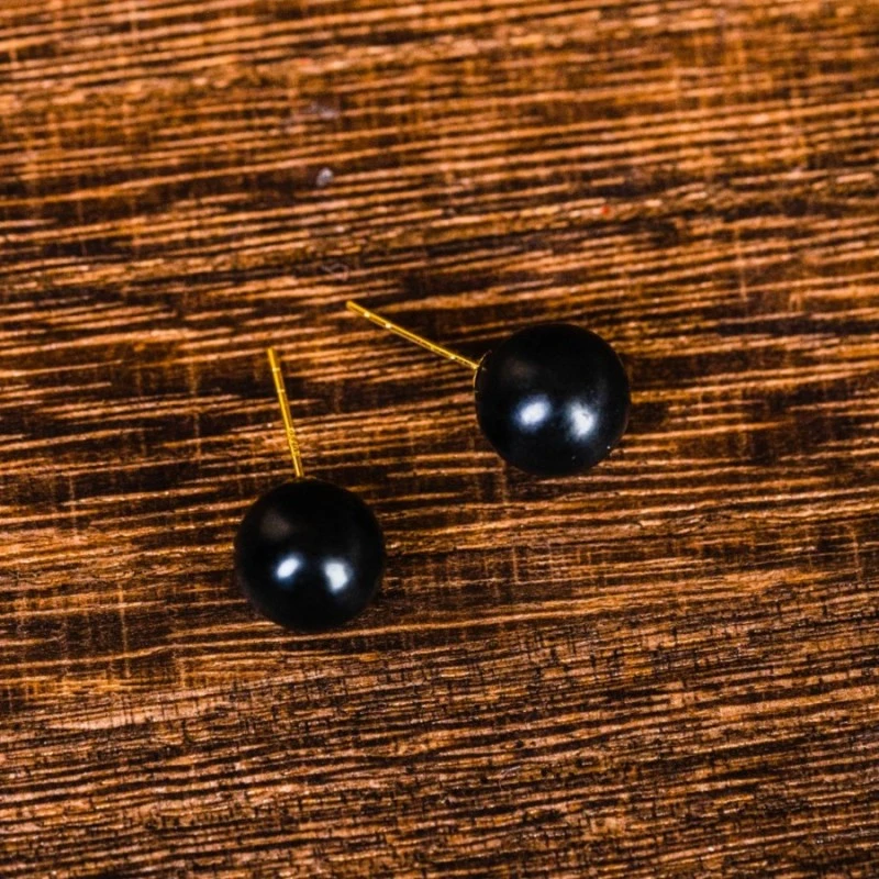 【城丽珠宝】18K和田玉8mm墨玉圆珠耳钉/对ZJH-826-1