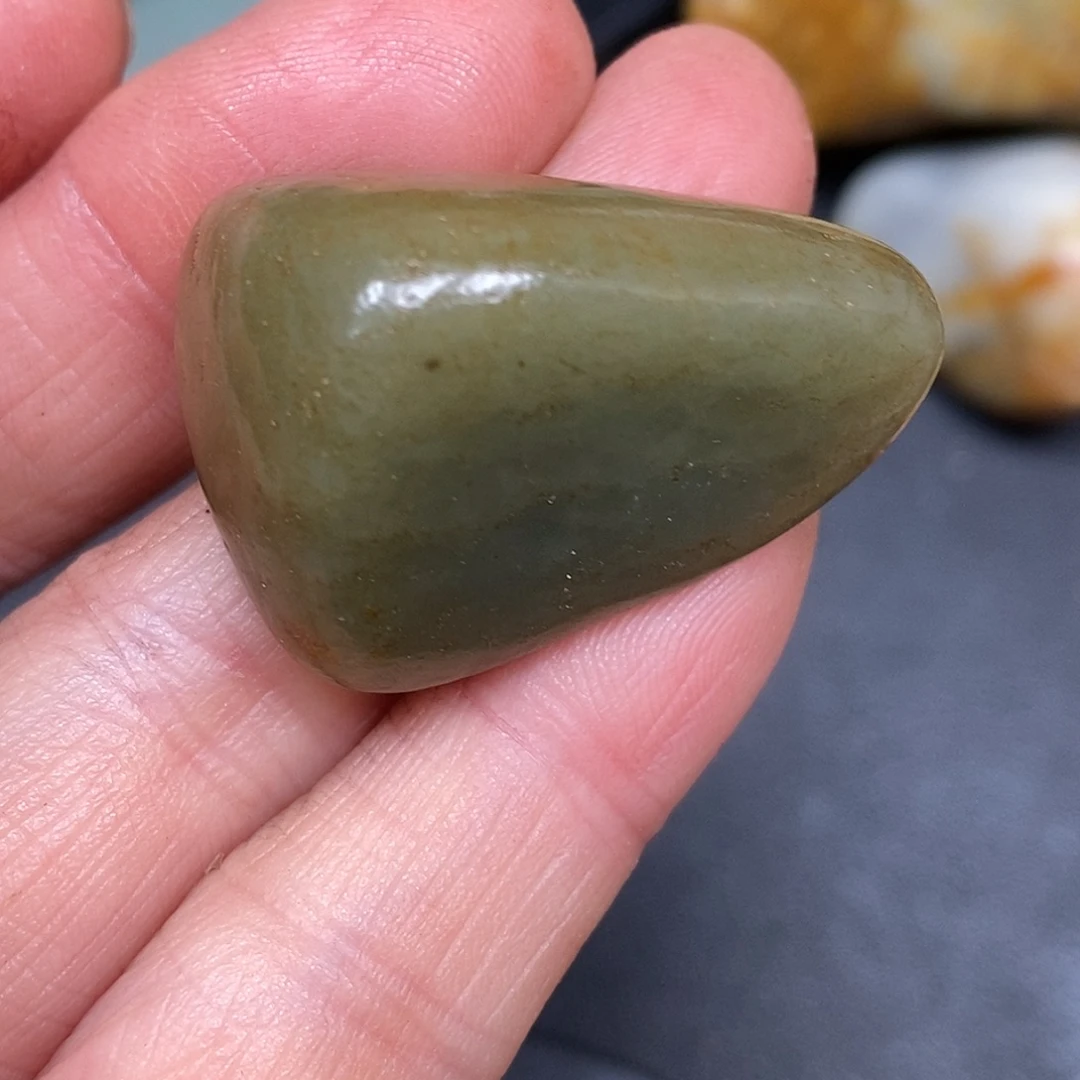 和田玉未镶嵌珠宝奇石