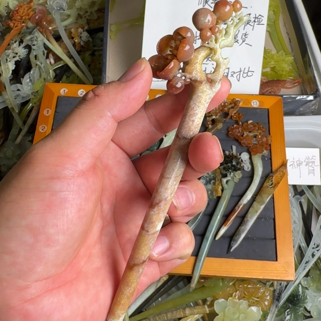 蛇纹石玉未镶嵌发饰