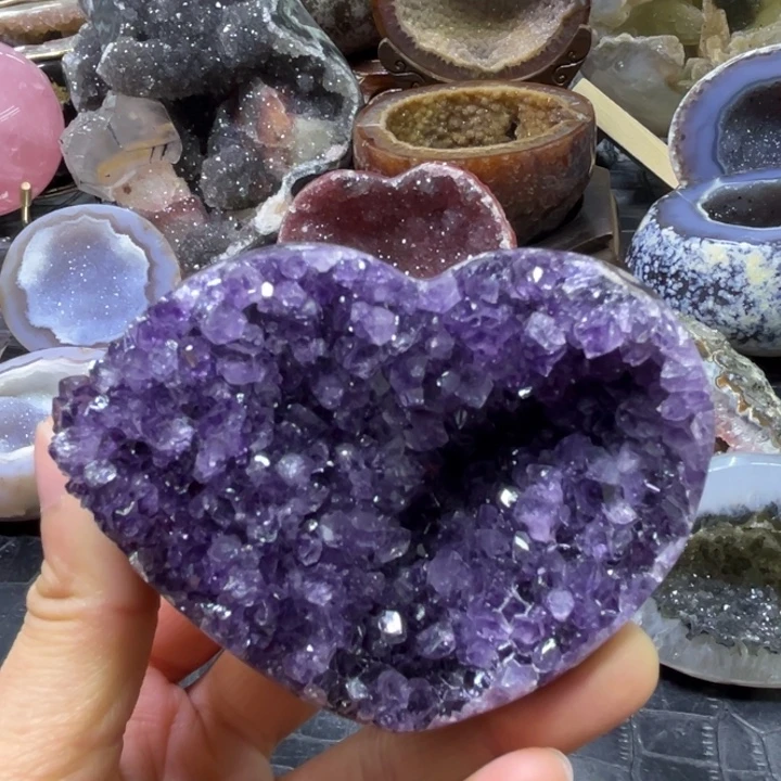 水晶未镶嵌珠宝半成品紫晶爱心