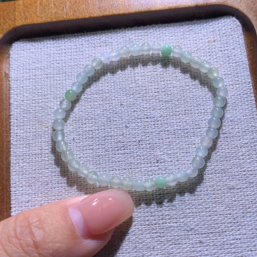 翡翠散珠福利手串微瑕卡4