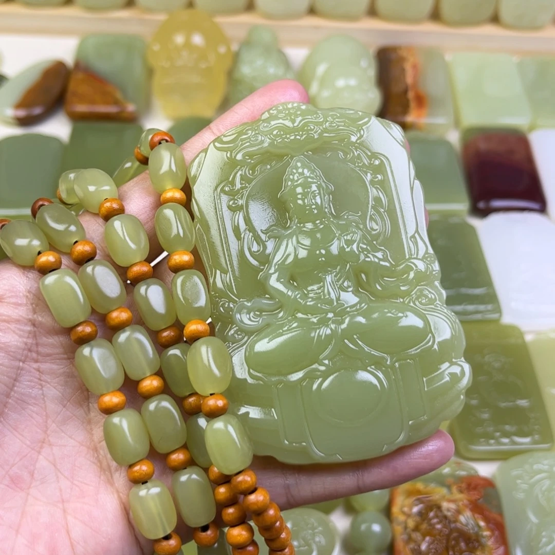 王***虎新疆昆仑山料观音