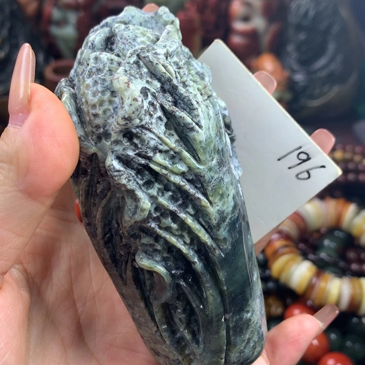 透闪石质玉未镶嵌珠宝奇石