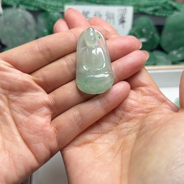 石英质玉颈饰未镶嵌有**宝