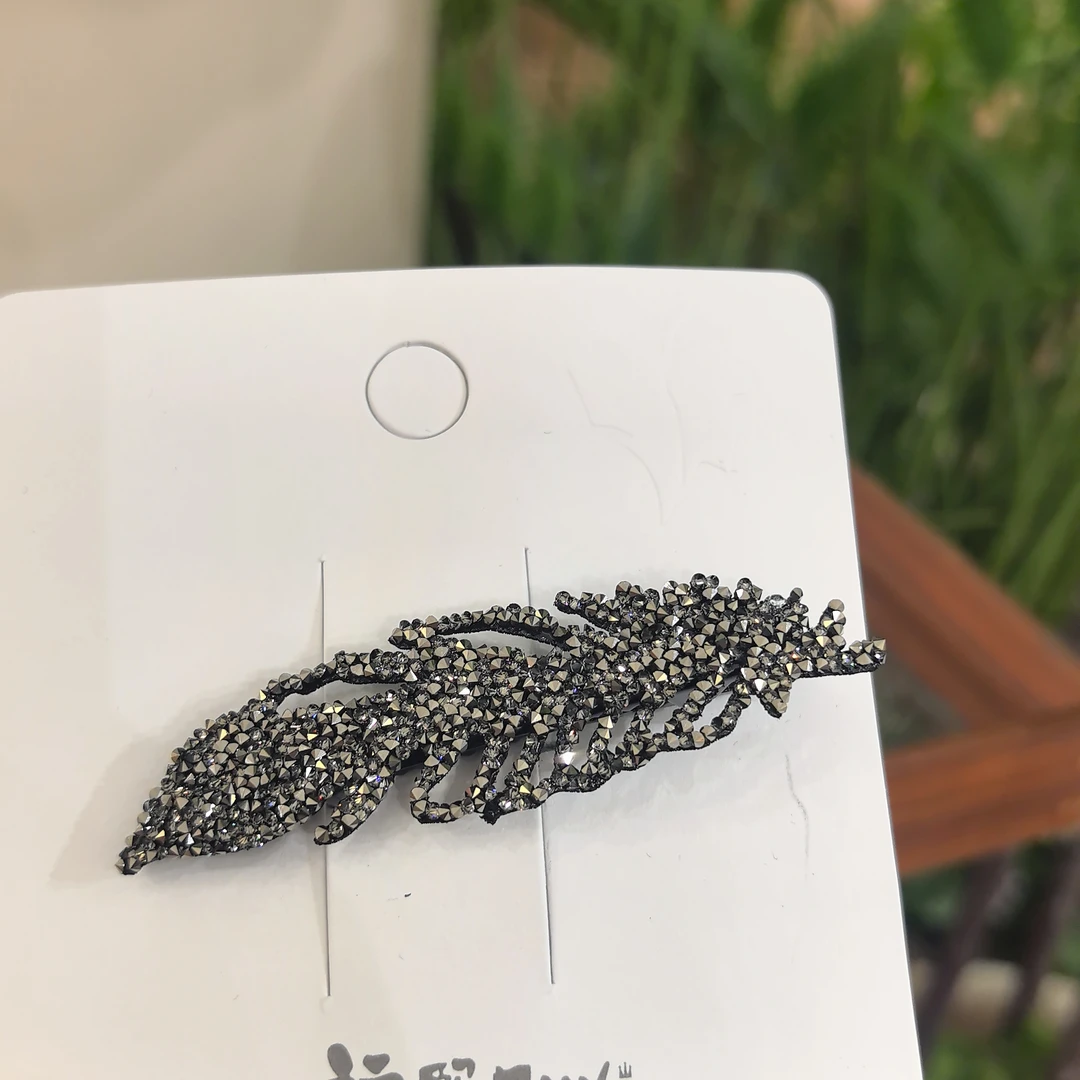 精品满镶碎钻树叶高级感重工时尚百搭六公分压夹5390