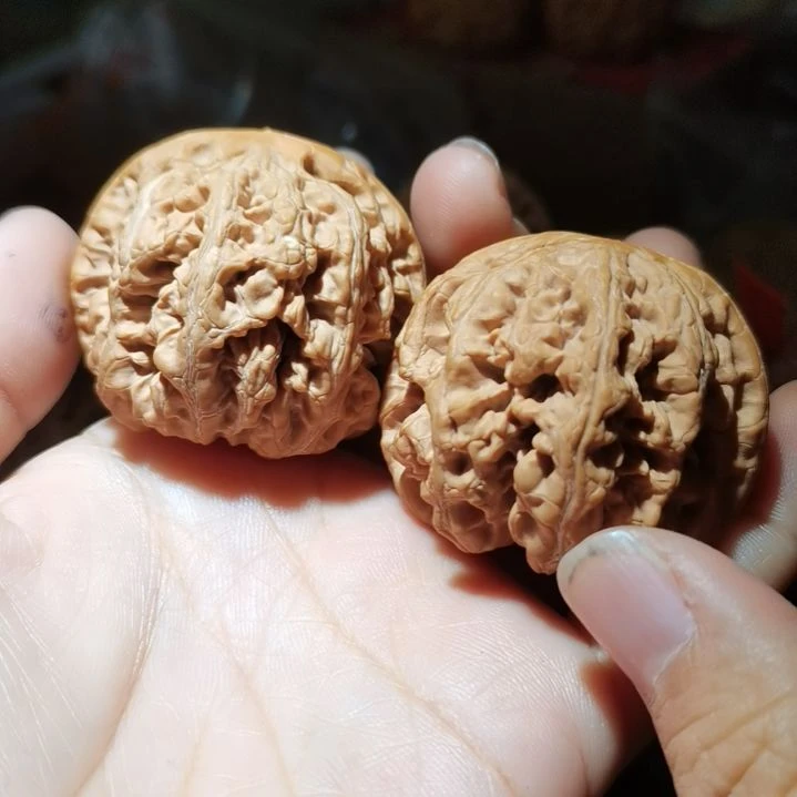 猴头核桃吊坠奥**。44粗筋