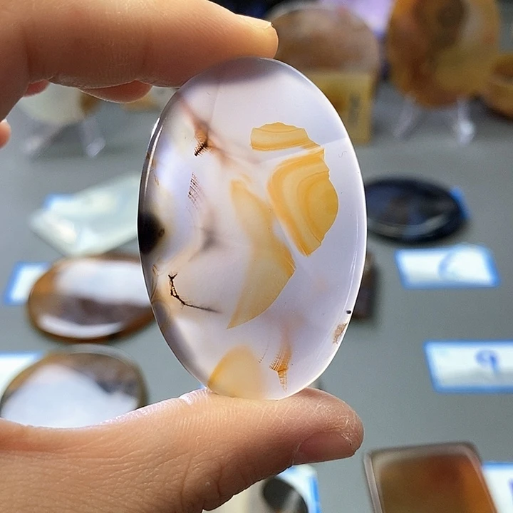 玛瑙/玉髓未镶嵌珠宝半成品