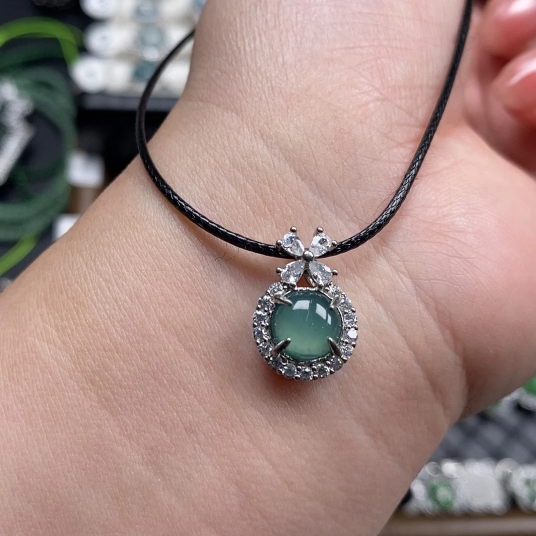 未镶嵌挂件翡翠翡翠