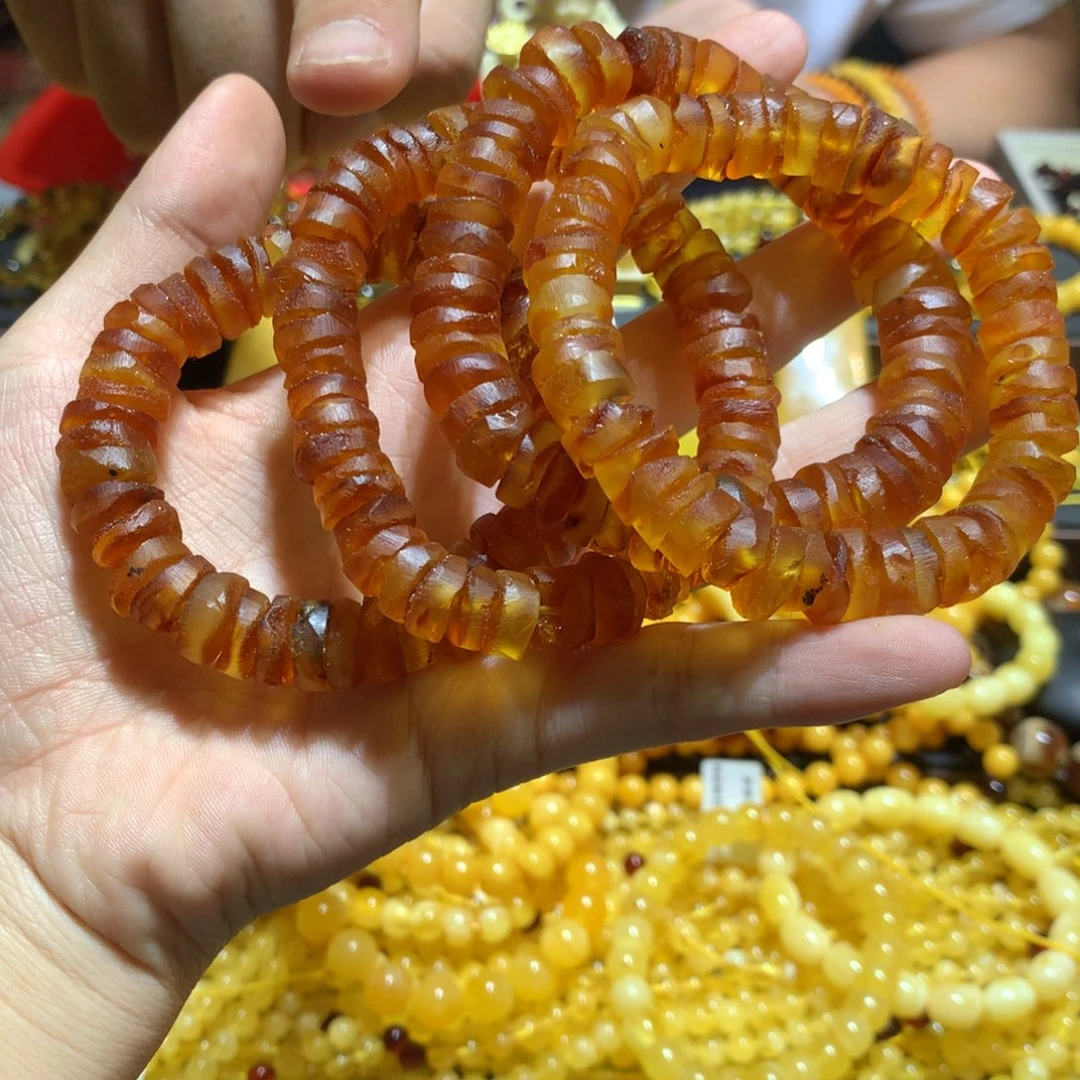 未镶嵌琥珀珠宝奇石多样性发其一