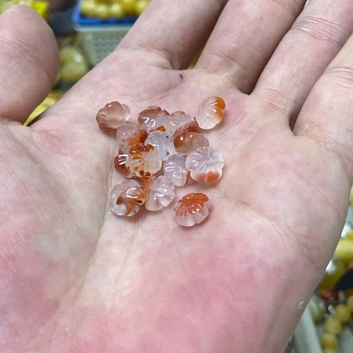 南红玛瑙未镶嵌吊坠多样性发货2个