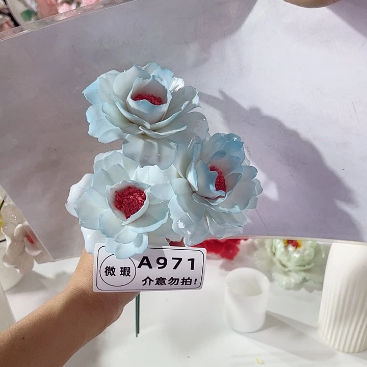 摆件德化工厂陶瓷手工捏花