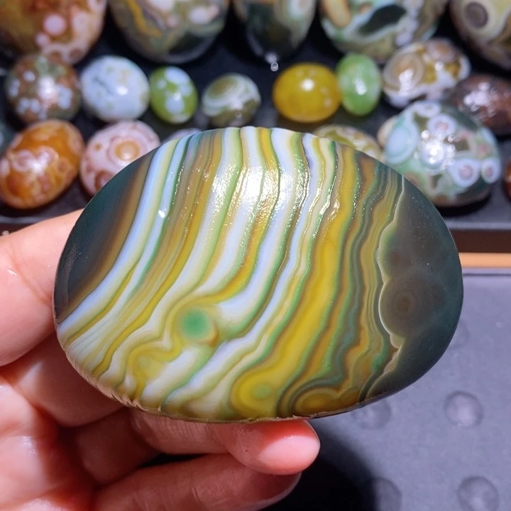 未镶嵌玛瑙/玉髓珠宝半成品206