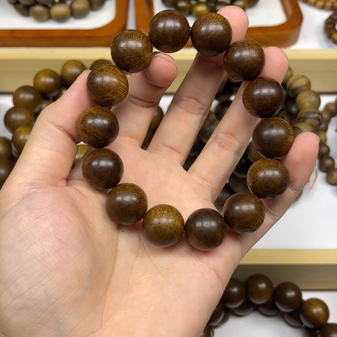 卞***帅沉香手串越南芽庄黄棋楠1.6