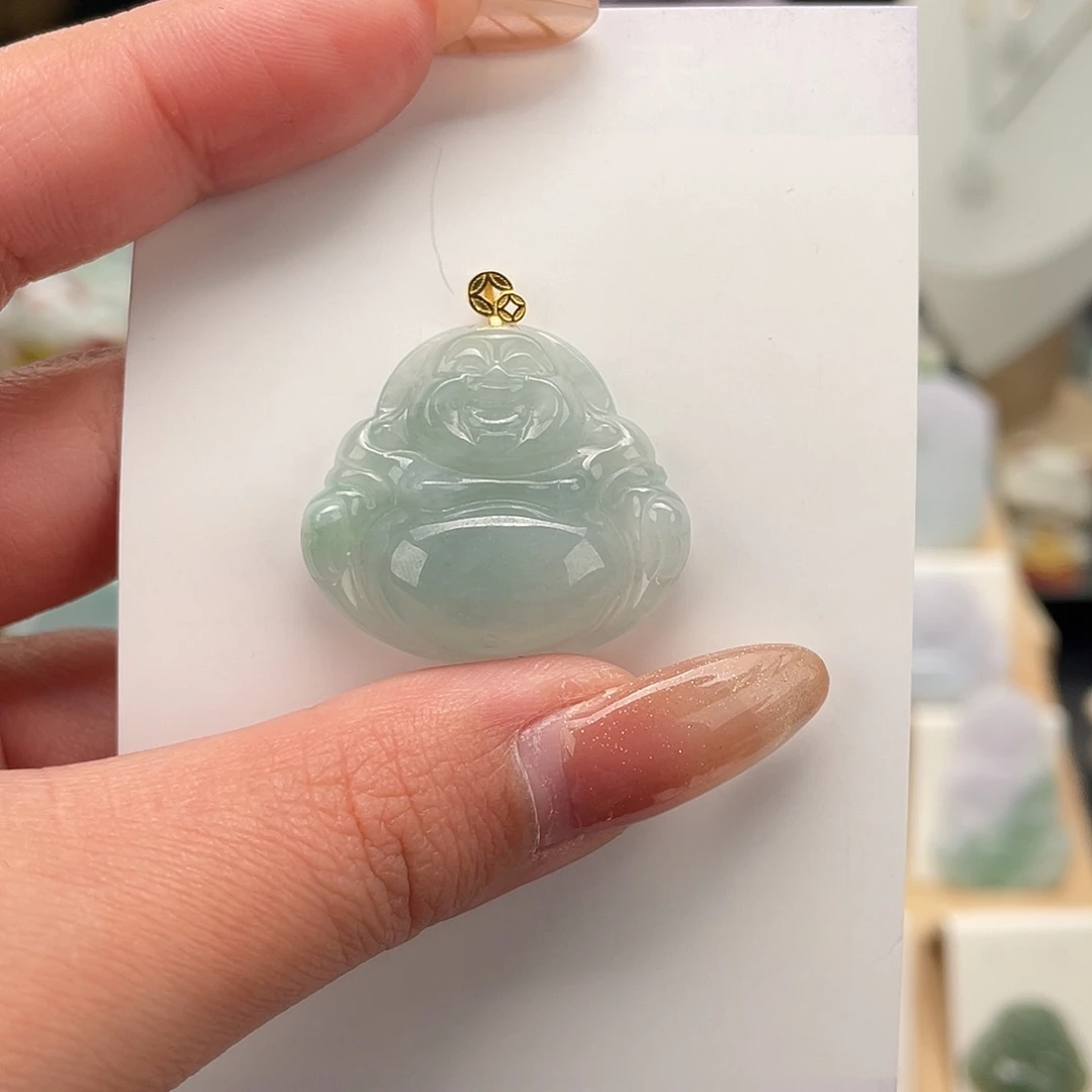 翡翠未镶嵌颈饰佛公