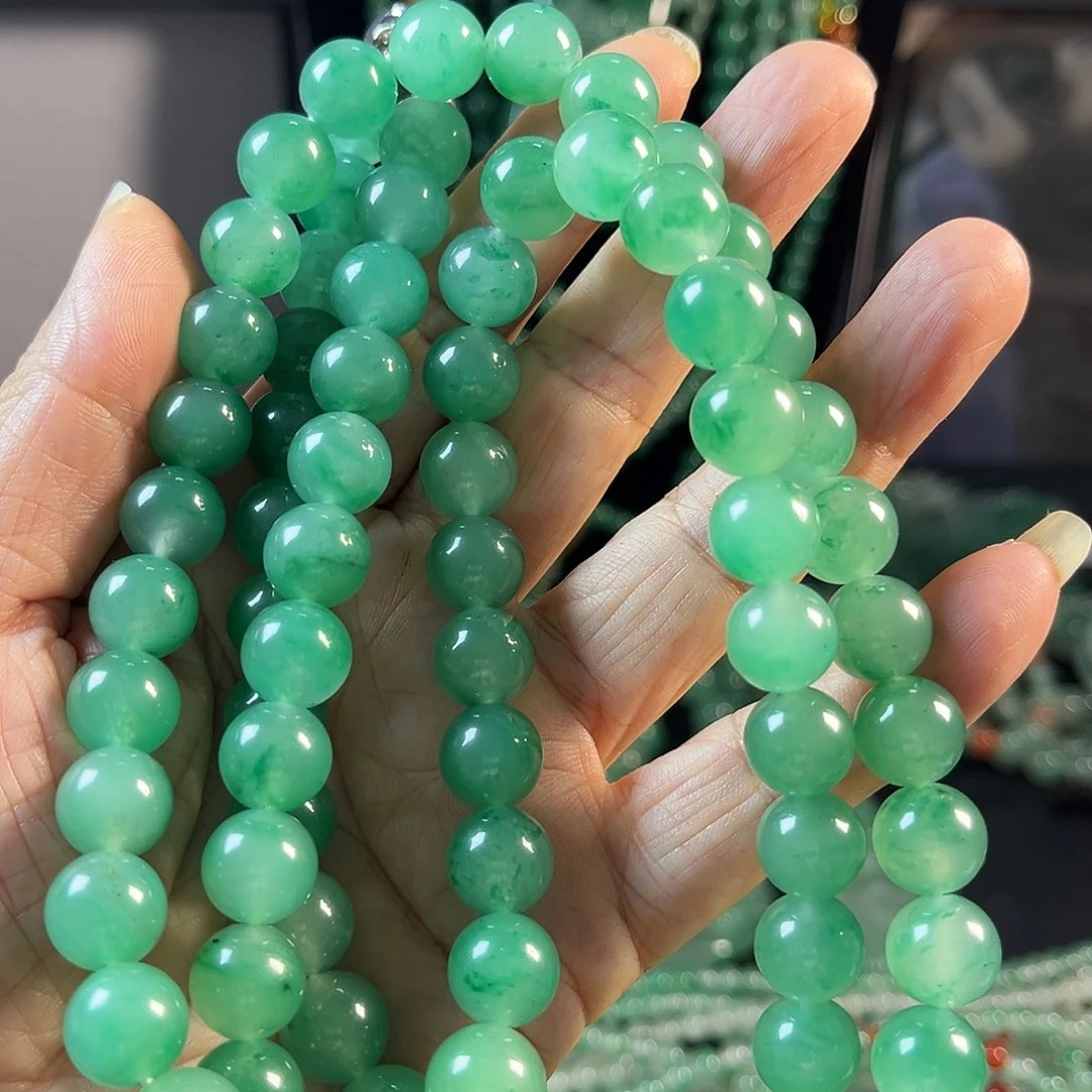 S***扬石英质玉合金颈饰84颗卡10.5重138克