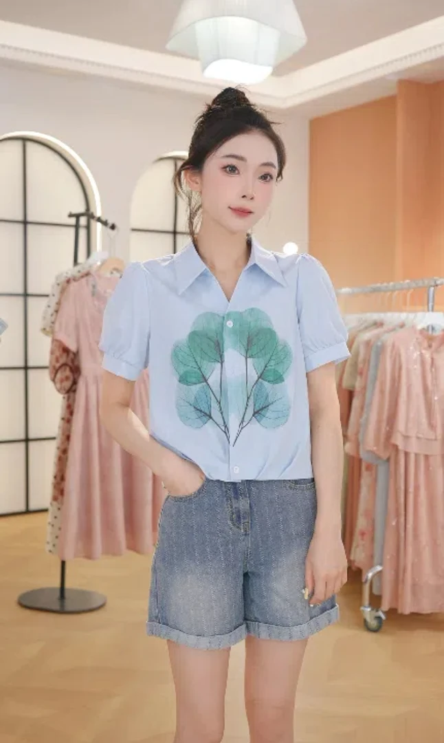 X2832夏季休闲翻领印花衬衫女2025新款时尚气质宽松减龄短款短袖