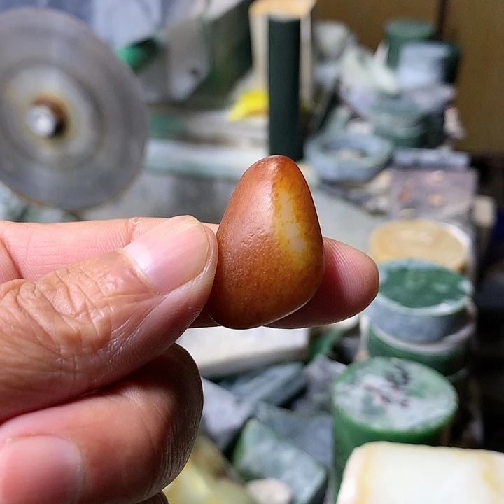 颈饰未镶嵌和田玉（糖玉）生***⊙