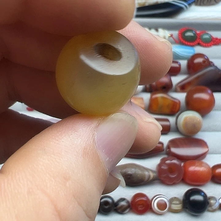 睿***兔未镶嵌颈饰玛瑙/玉髓