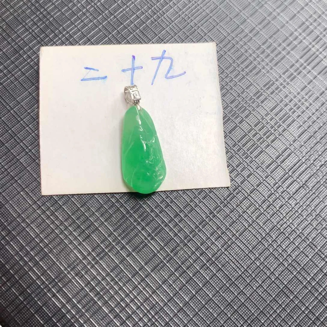 颈饰18K金镶嵌翡翠翡翠