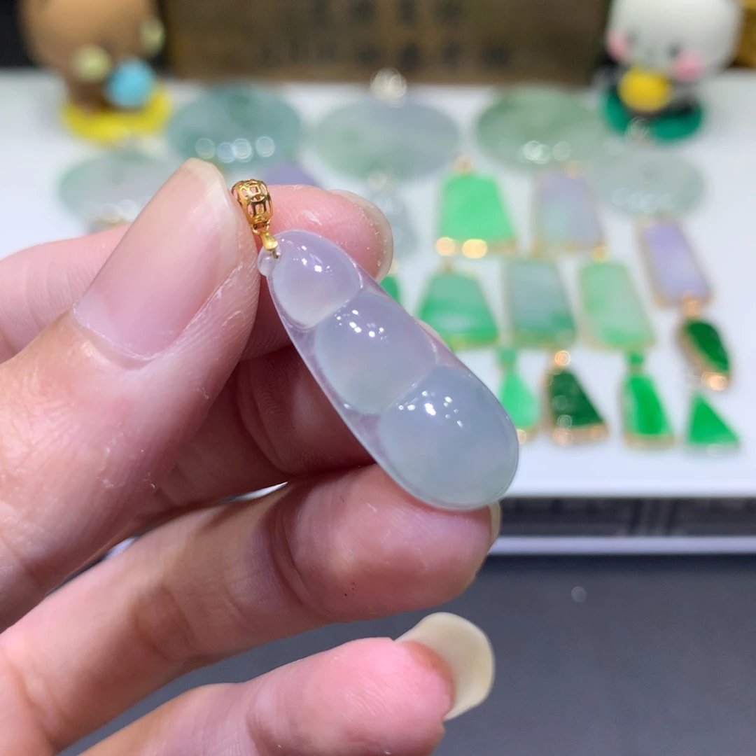 翡翠18K金镶嵌吊坠(不含链)