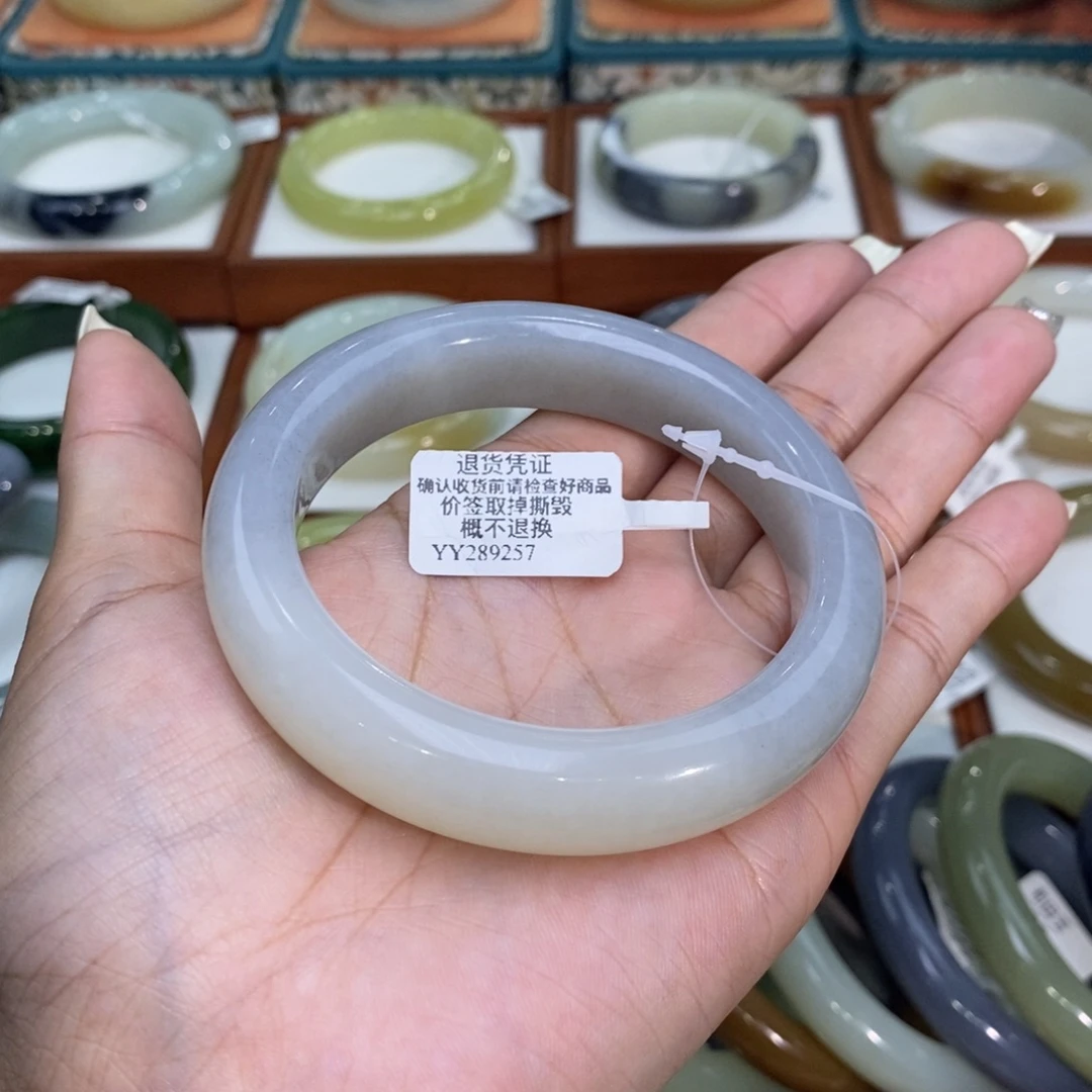 和田玉未镶嵌手镯和田玉籽青花59