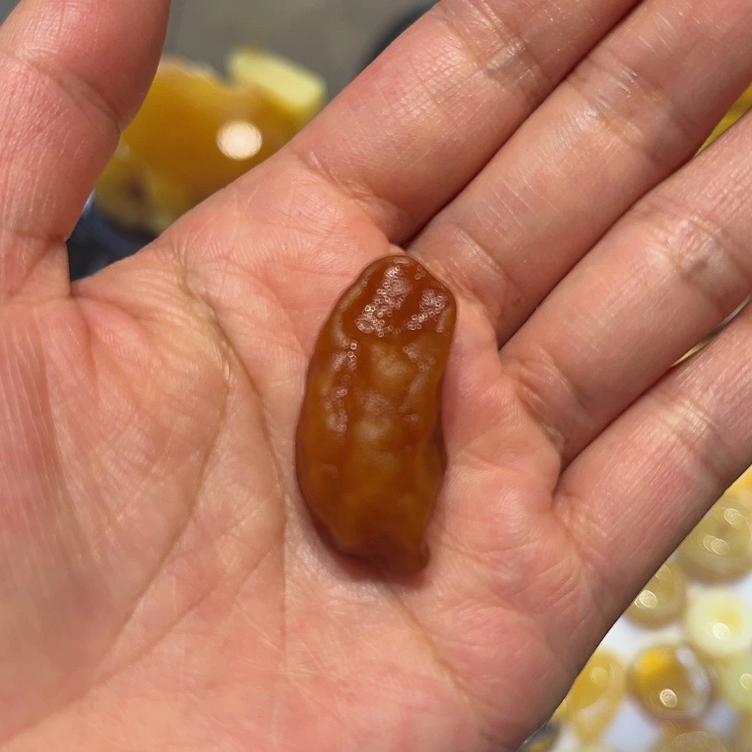 琥珀未镶嵌颈饰海飘