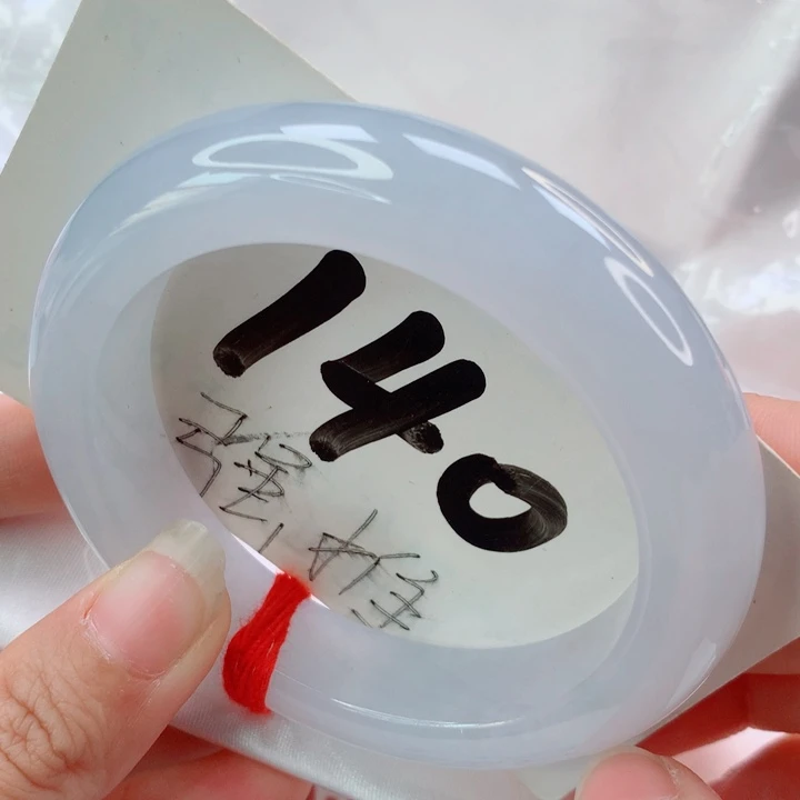 翡翠未镶嵌手镯白月光