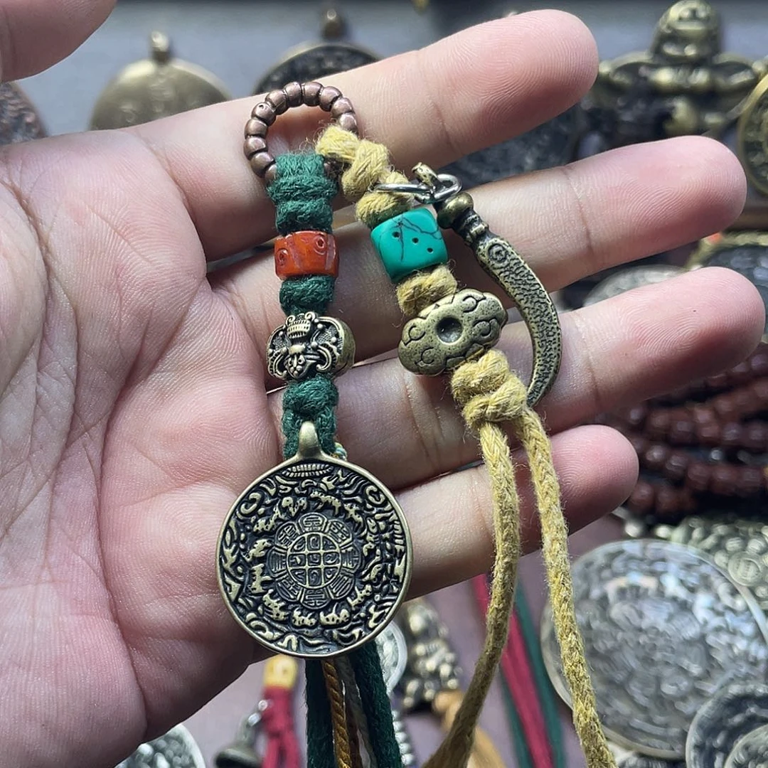 迷你莲花九宫八卦牌钥匙挂