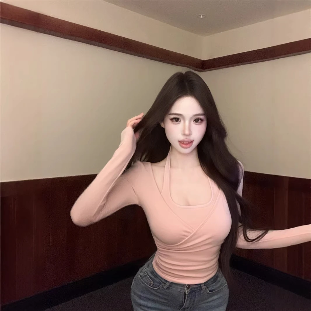 实拍2025韩版女式U领交叉挂脖一字肩褶皱假两件T恤内搭上衣女