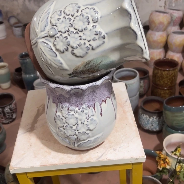 紫砂花盆口径16高度20两只正品