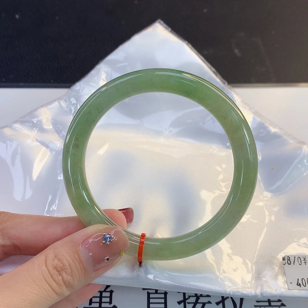 翡翠手镯未镶嵌天然翡翠A货044