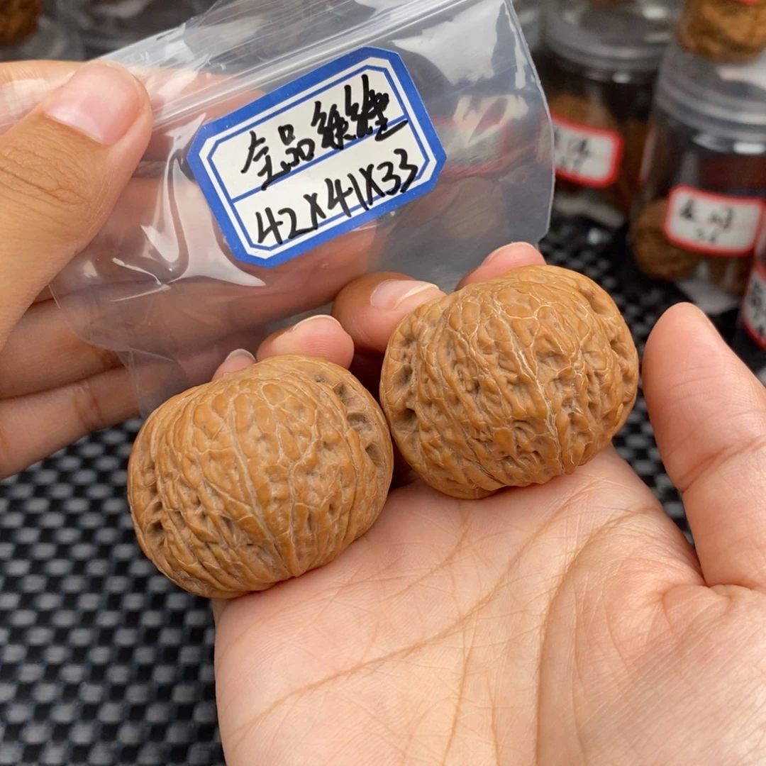 吊坠桃核42全品铁锤