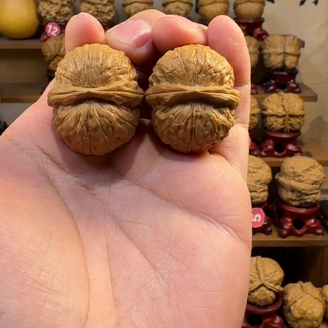 铁核桃把件铁锤妹妹