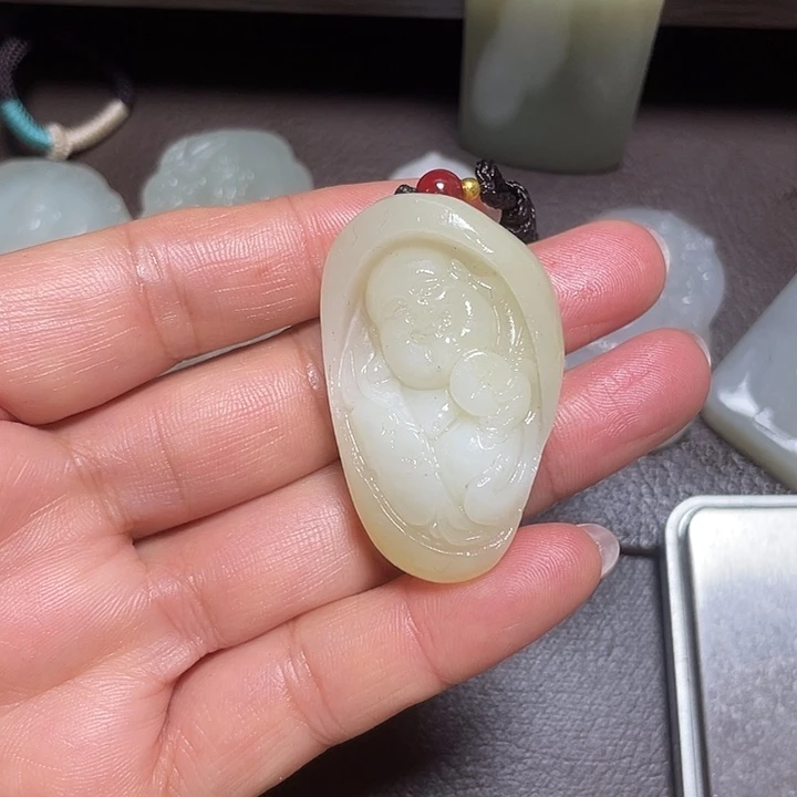 和田玉（糖玉）未镶嵌颈饰