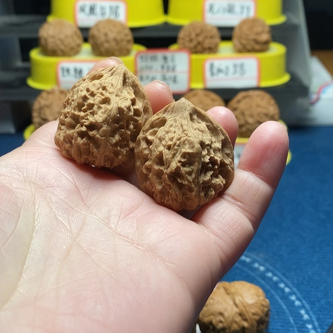 文玩核桃吊坠马蹄