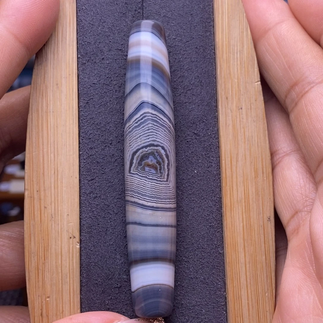 跑***天玛瑙/玉髓未镶嵌颈饰