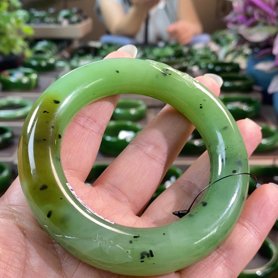 和田玉（碧玉）手镯未镶嵌