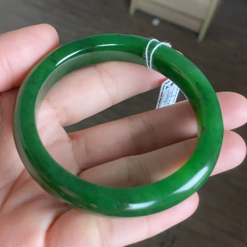 【闪购商品】未镶嵌手镯和田玉（碧玉）