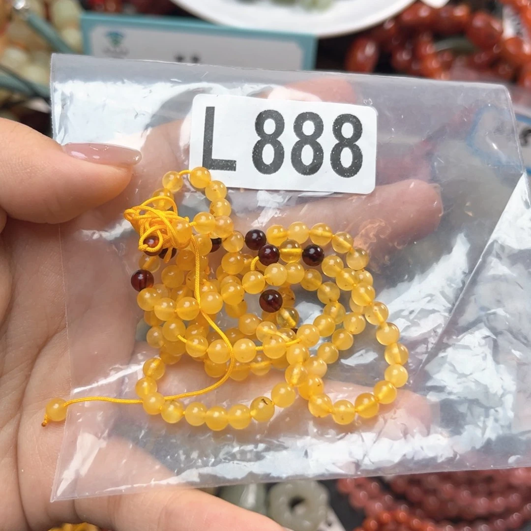 蜜蜡未镶嵌珠宝奇石