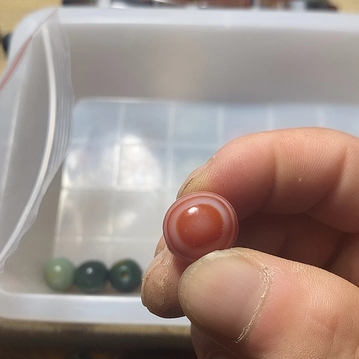 玛瑙/玉髓合金颈饰