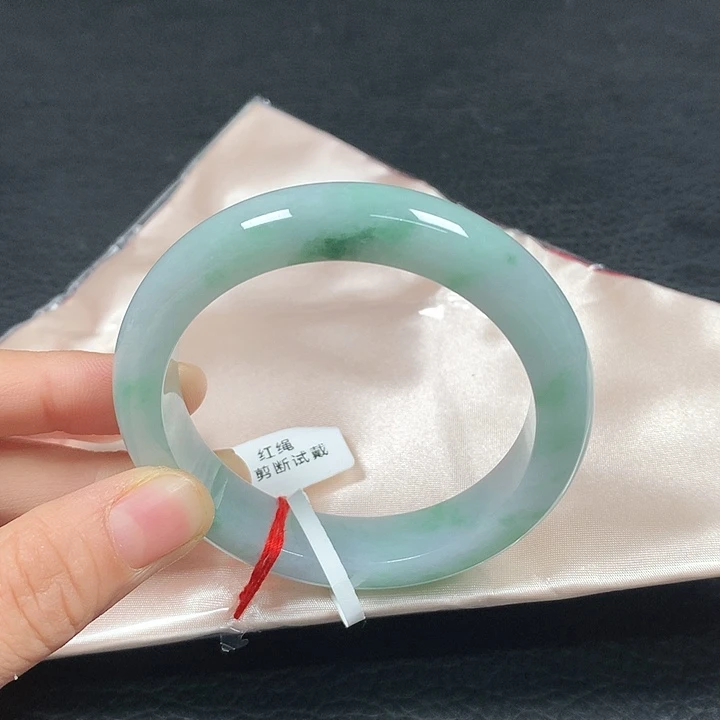 未镶嵌手镯翡翠55圈