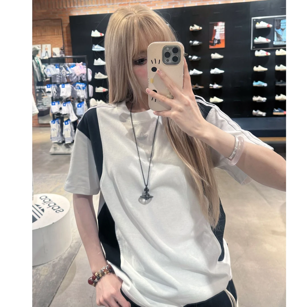 adidas三叶草夏季时尚百搭宽松休闲圆领短袖T恤 KD1873